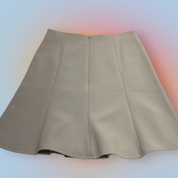ANN TAYLOR Women’s 2 Light Khaki Skirt - Picture 1 of 4